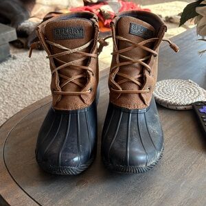 Sperry Tan and Blue Waterproof Boots